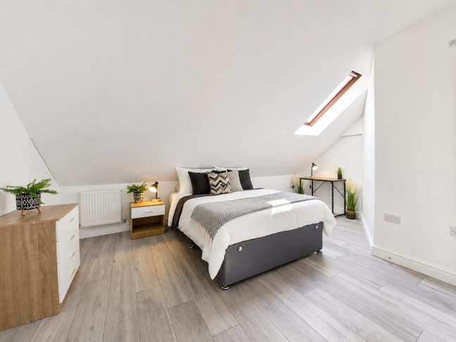 Studio Room In City Centre - All Bills Included Main Photo