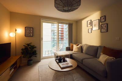 En-suite room available for rent  Main Photo
