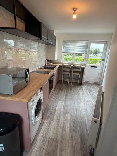 Your own self contained annexe! Main Photo