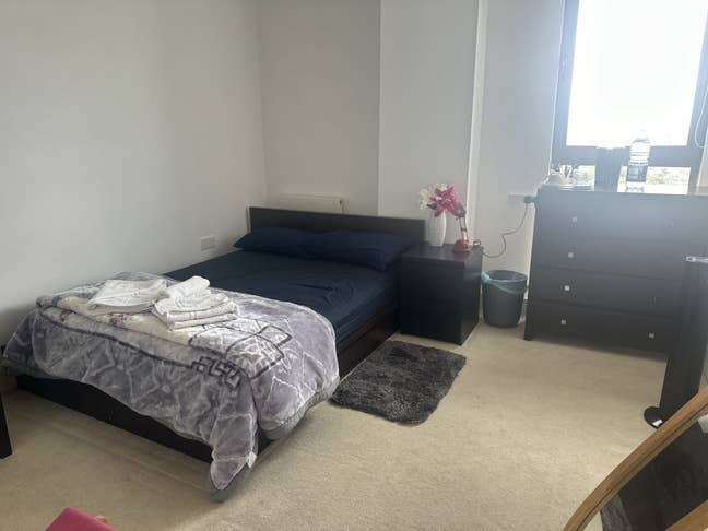 En-suite double room Main Photo