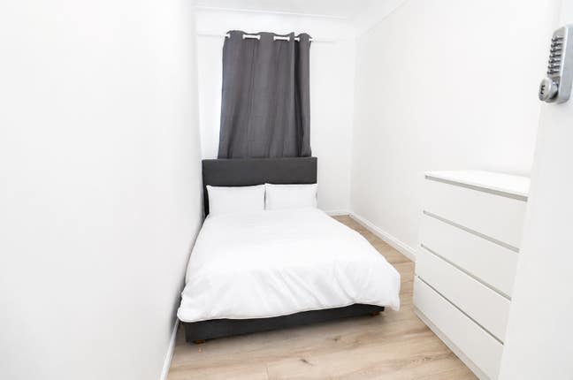 🏡Best 2 Rooms|5 minutes Ealing Broadway station📍 Main Photo
