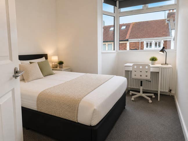 Room to Rent 16 Carlton Park Main Photo