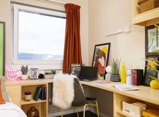 William Murdoch Residencies. Main Photo
