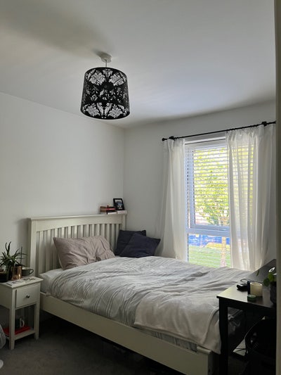 Double Bedroom available  Main Photo