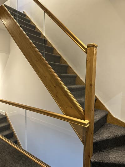 Large double available in newly refurbished house Main Photo