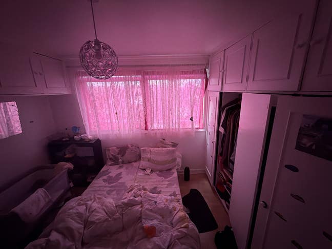 Nice double bed and single room  also available Main Photo