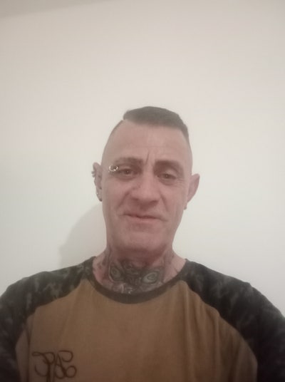 55 year old Male seeks a double room Main Photo