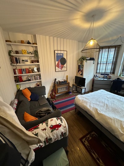 Spacious double Caledonian Road  Main Photo