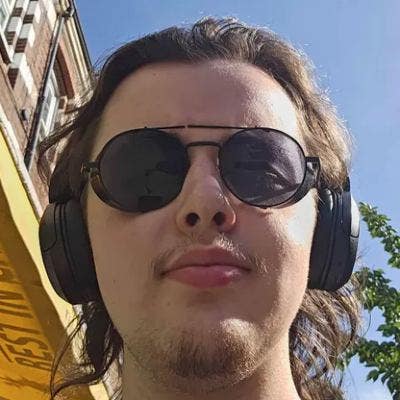 Student Male seeks a single or double room Main Photo