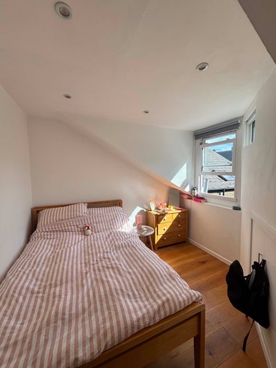 Room with own bathroom Clapham 10th July Main Photo