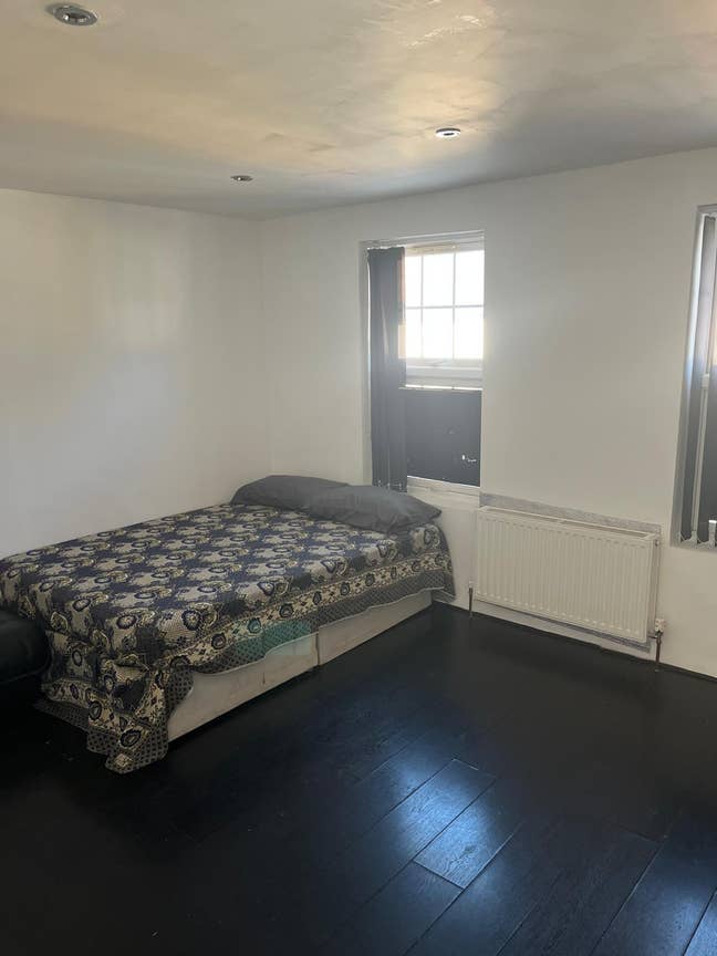 Spacious Double En-Suite Master Room Main Photo