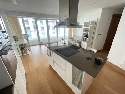 Room in Canary wharf Main Photo