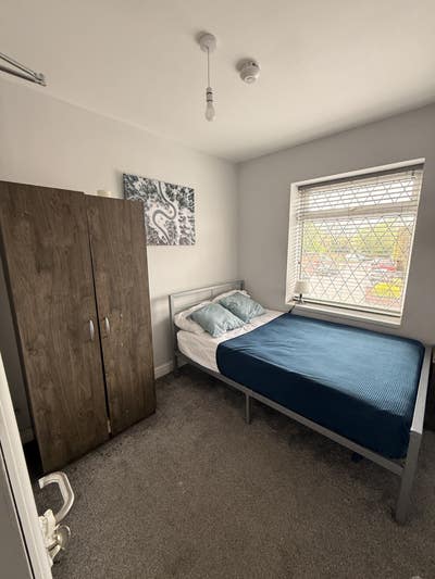  Double room in great house share Main Photo