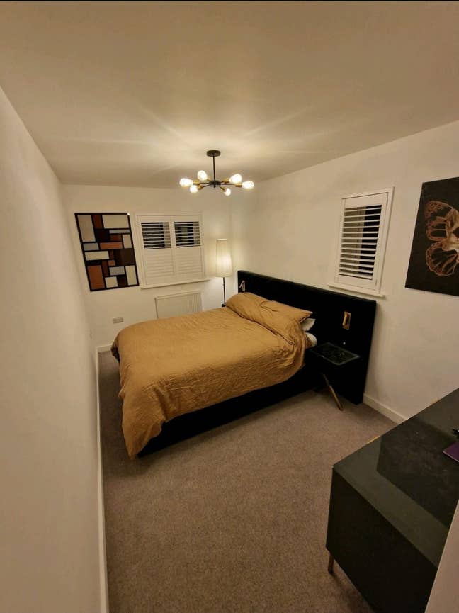 Ensuite Double Room Available in Luton Main Photo