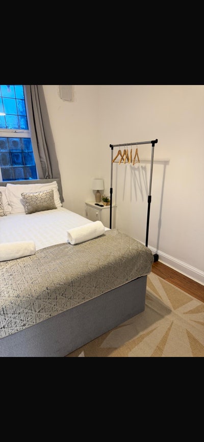 2 Modern double rooms in a stylish flat- Solihull  Main Photo
