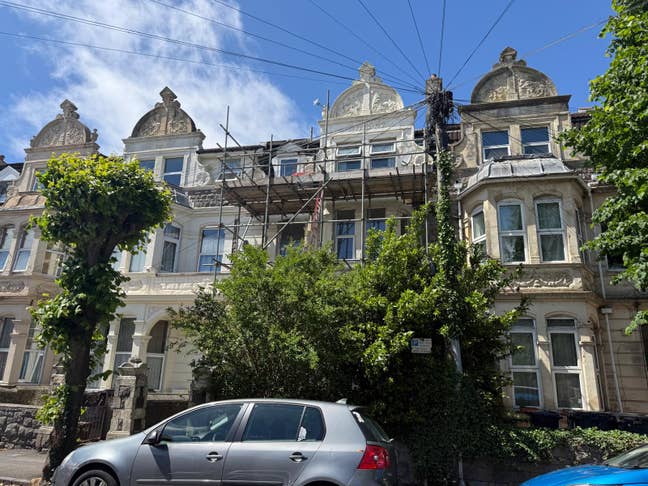 One Bedroom First Floor Flat in central area Main Photo