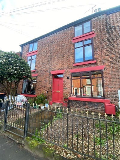 Room for rent near the river and town  Main Photo
