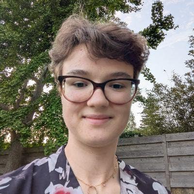 Young Professional looking for Flat share Main Photo