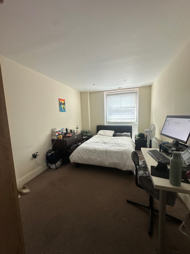 ASAP large double room Canary Wharf Main Photo