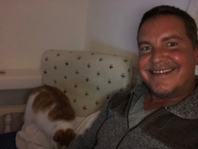 Social Guy & His Lovely friendly Pet Cat Eddie Main Photo