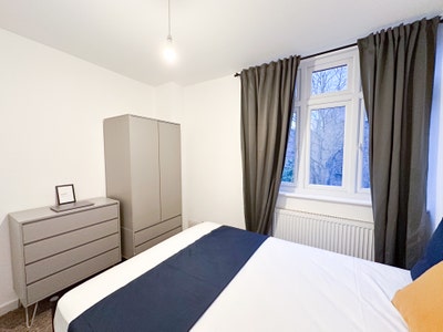 Single Room Quiet Flat Close to Wembley Park Main Photo