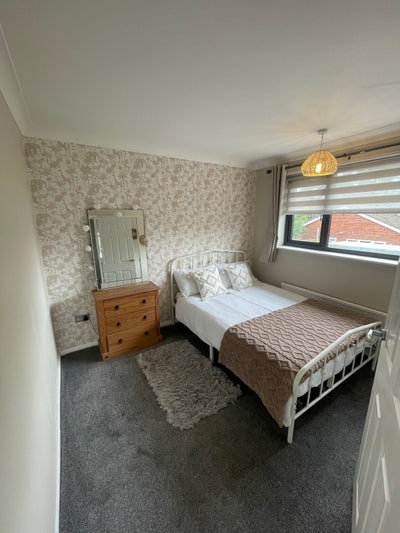    Furnished Double Room + Exclusive Lounge Area Main Photo