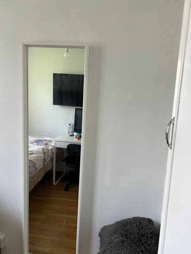 Single mom for rent Main Photo