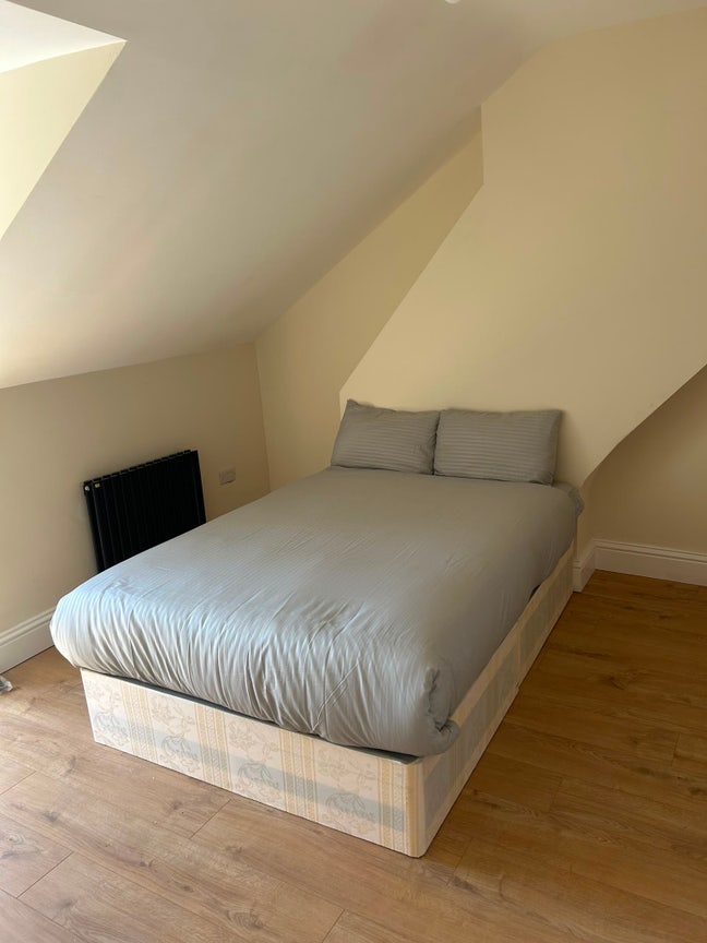 Three Rooms Available Now | Maryland E15 Main Photo