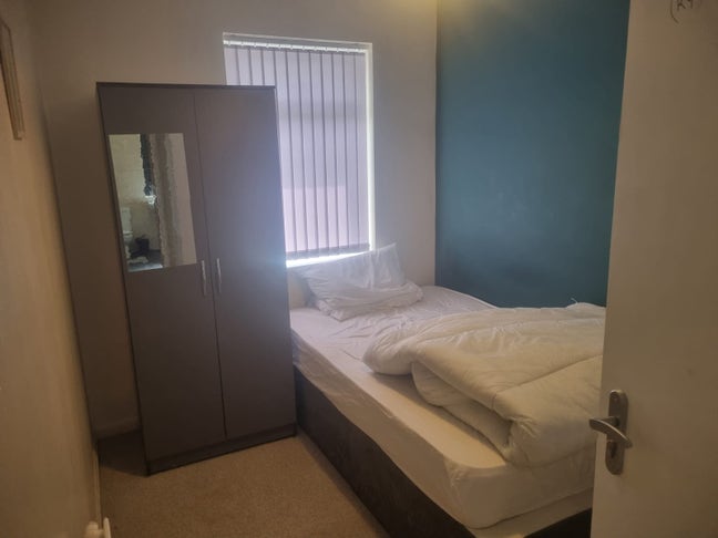 Rooms to rent bills included at prime area &pound;485pcm Main Photo