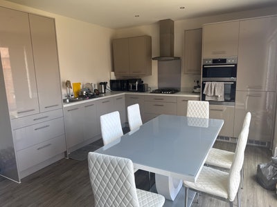 Single room for rent  Main Photo