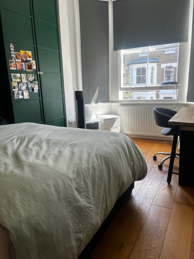 Beautiful flat  near Hammersmith Park Main Photo