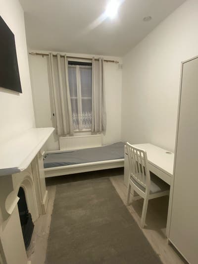 Double Rooms in an Excellent Location Main Photo
