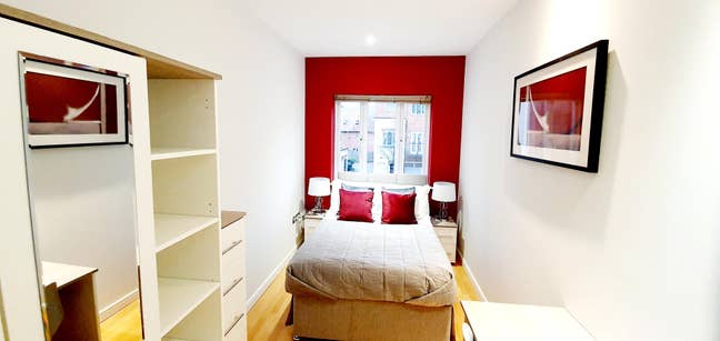 🌟Newly Renovated Rooms Abingdon Town Centre🌟 Main Photo