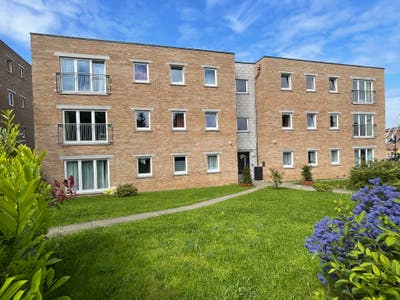 Student flatshares spring, summer, September space Main Photo