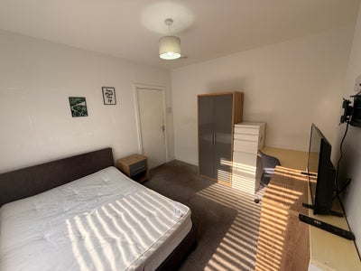 Ground Floor Double Room To Rent In Kettering  Main Photo