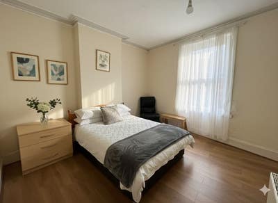 New 4 bed House | PO2 |&pound;1,650 PCM| Pvt Grdn Main Photo