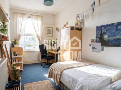 7-Bed Student House| SO14 | &pound;3000 | Close to Uni Main Photo