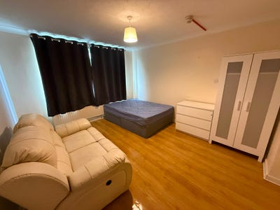 Double Room Available in Portswood/HighField Main Photo