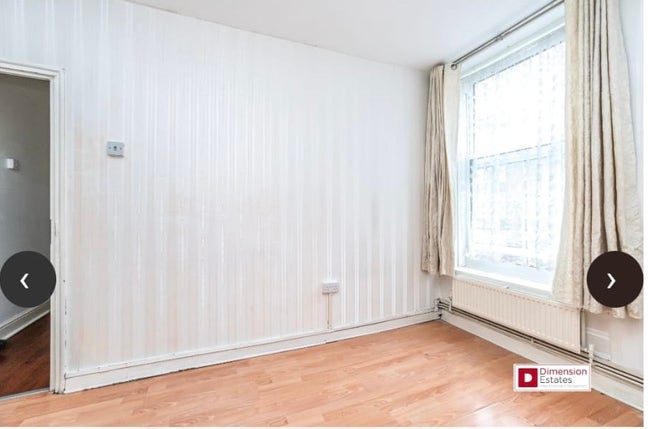 Spacious 3-bedroom first-floor flat - To Let  Main Photo