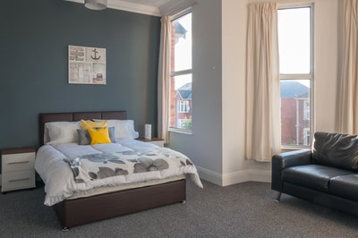 🏠 Light & Airy Double Room on Ladysmith 🏠 Main Photo