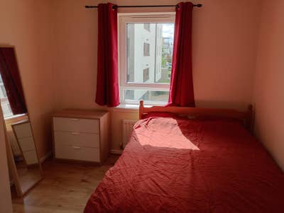 Furnished Double Room near Western General Main Photo