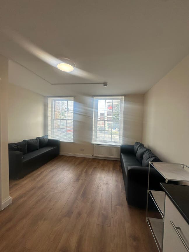4 Bedroom Flat  Main Photo