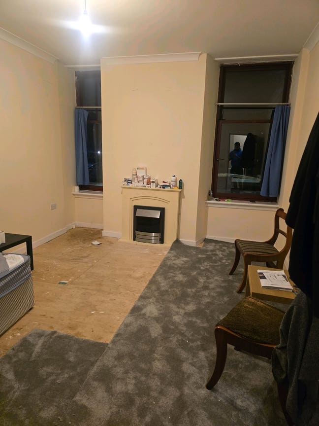 Big double room in govanhill Main Photo