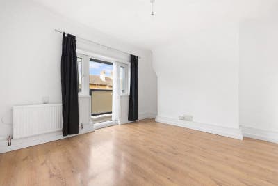 2 Beautiful Double Room Near Shoredictch/Bethnaal  Main Photo