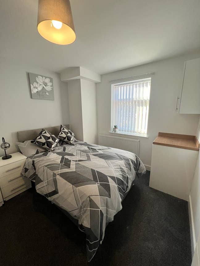 2 Modern HMO Rooms - Bills Included Main Photo