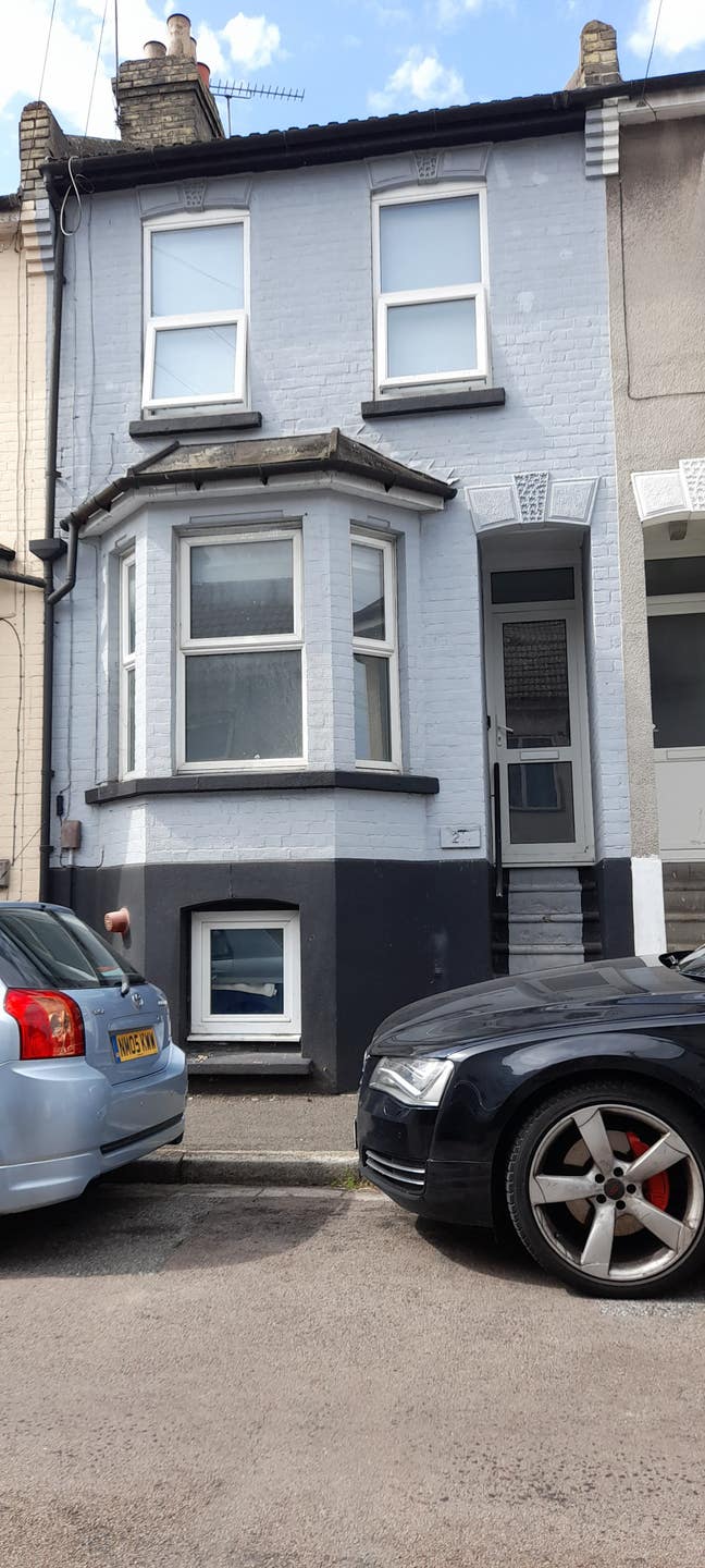 Make an Offer for Double room in Chatham  Main Photo