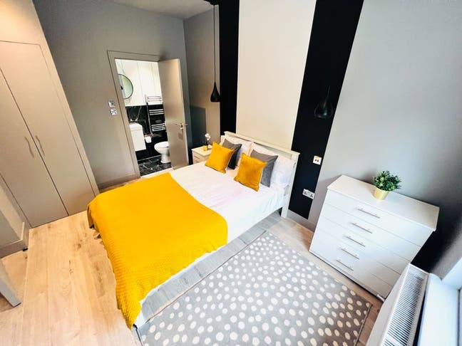 ✨🛏️ En-Suite Room to Let in – Lambeth Main Photo