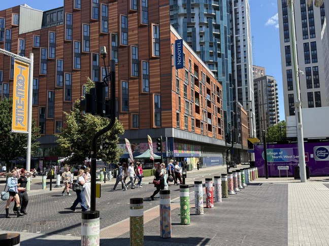 High spec & 5 mins walk from Wembley Park Station Main Photo