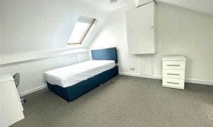 6 Double Bedrooms Available for Individual Rent  Main Photo