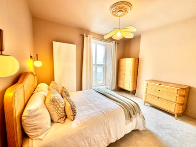 Gorgeous home - truly luxurious - fab location :) Main Photo